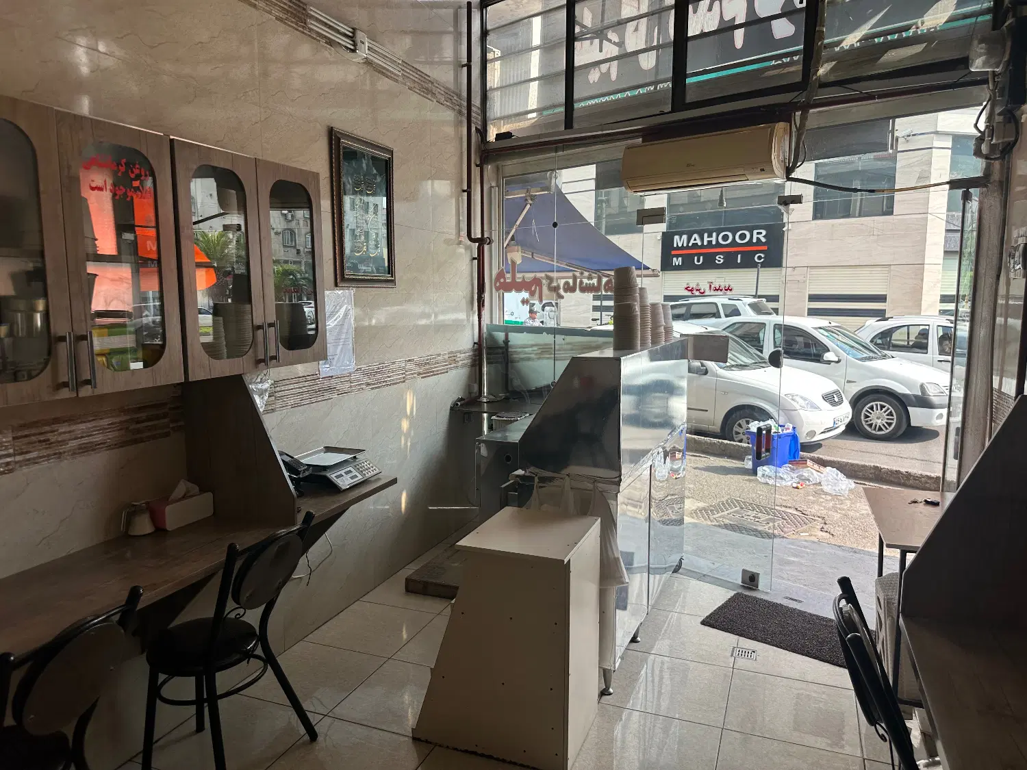 مغاره برای اجاره