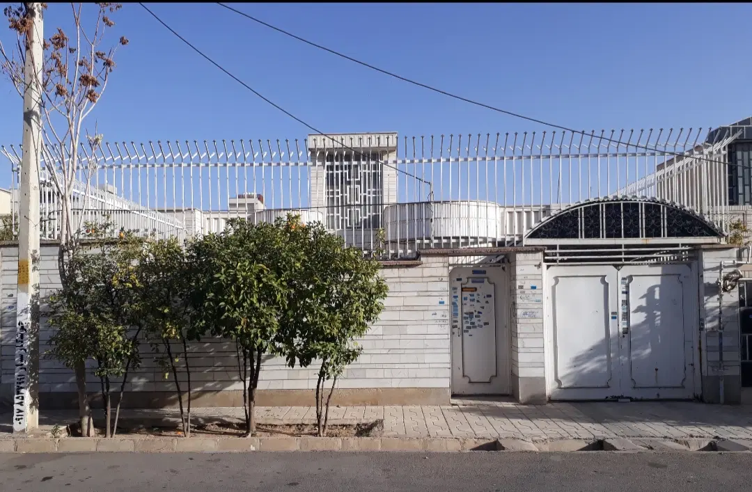 منزل دربست، ۳۲۴متری
