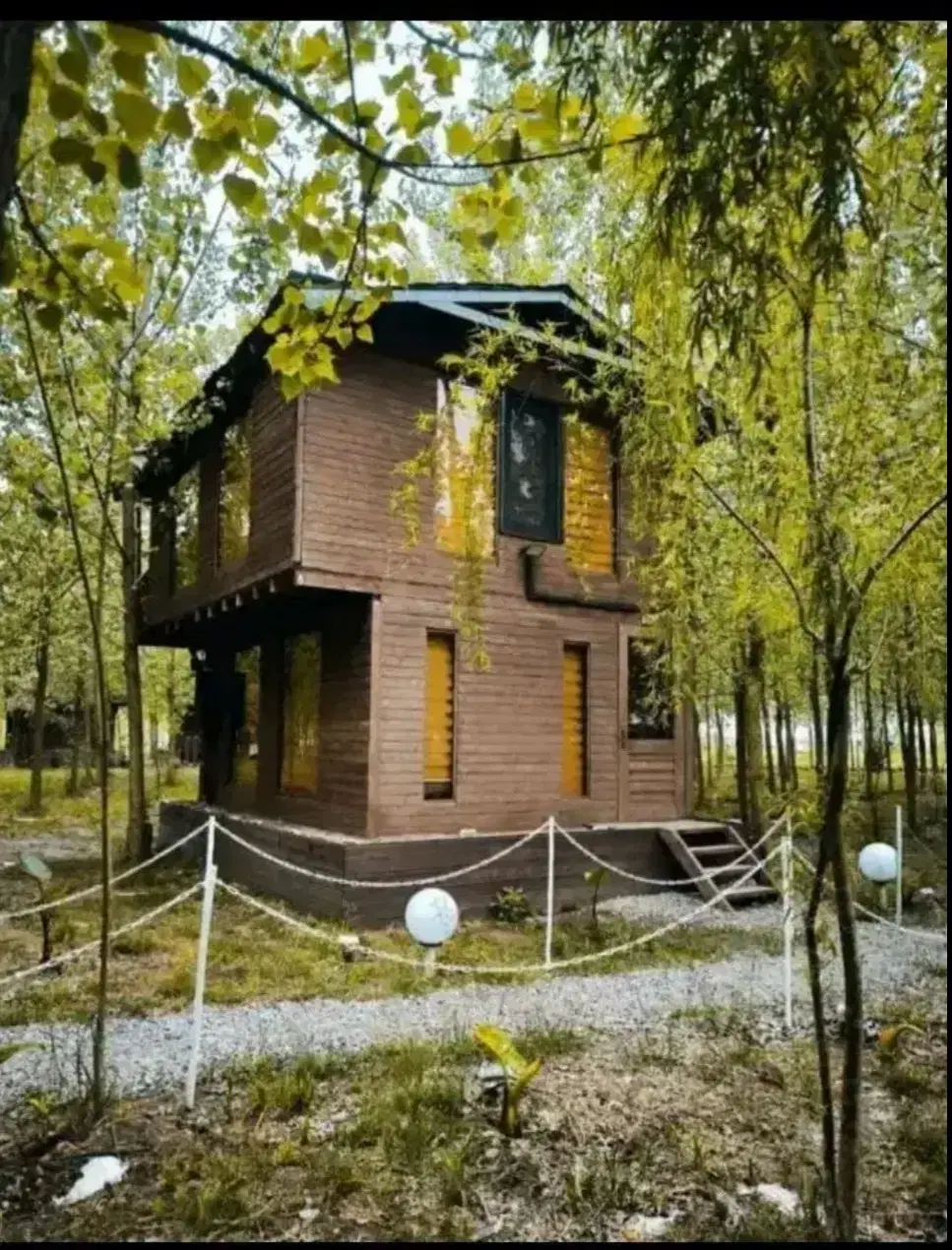 سازه های چوبی در منطقه ای بکر