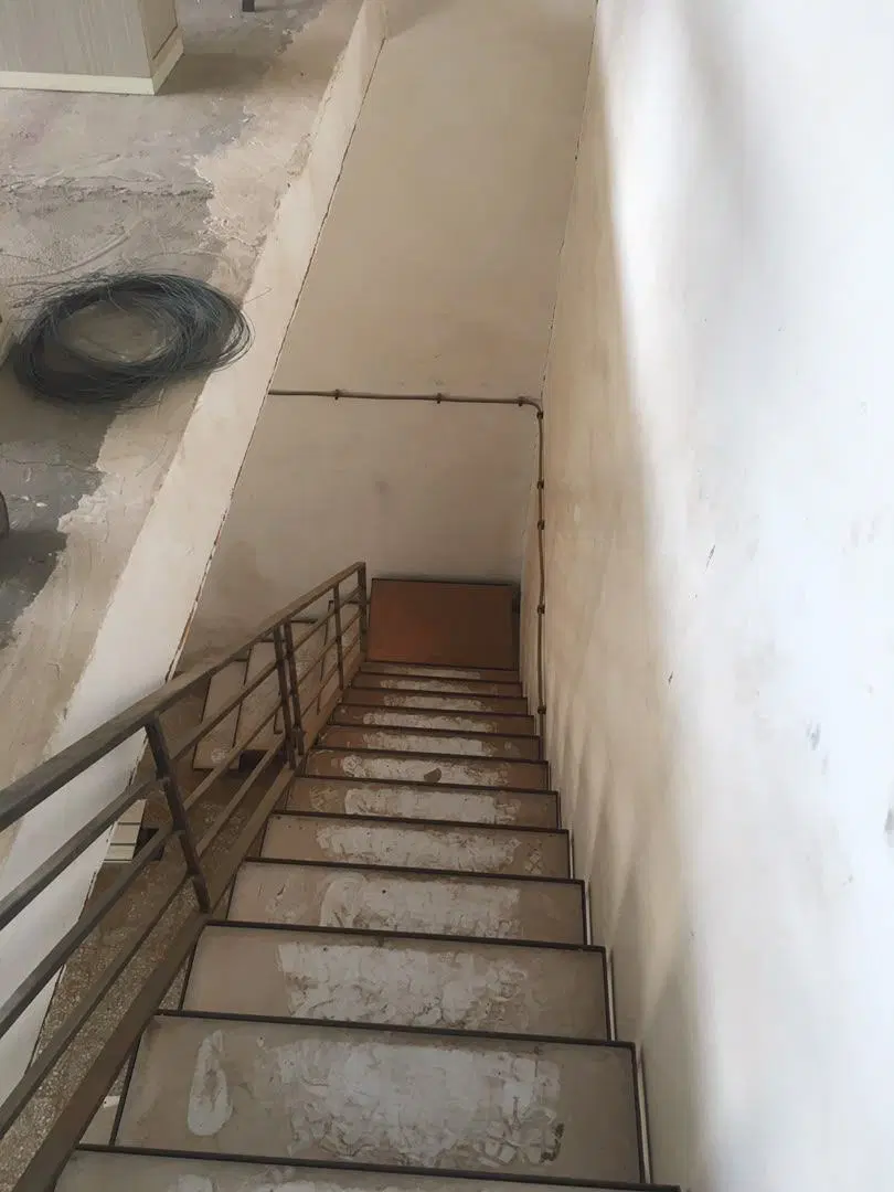 سوله دوطبقه ۴۹ متری درکمرد