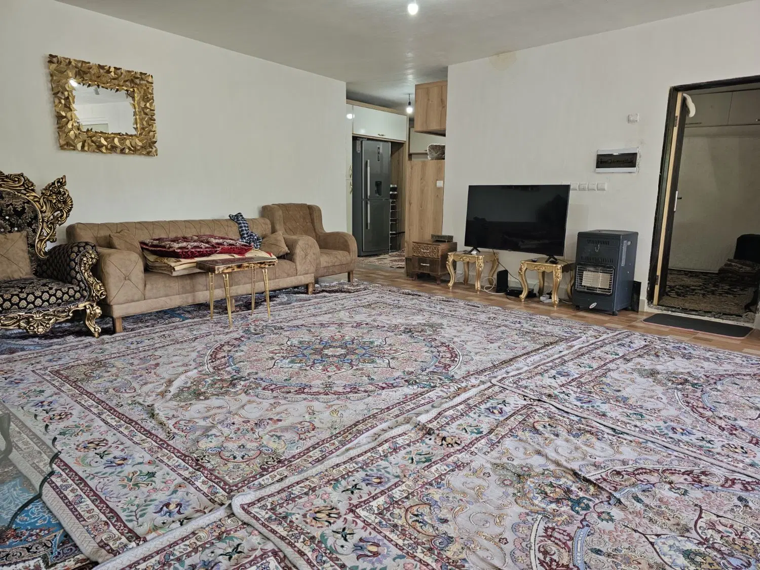 باغ ویلایی آماده و مبله در حوالی مسیر امند و ایوند