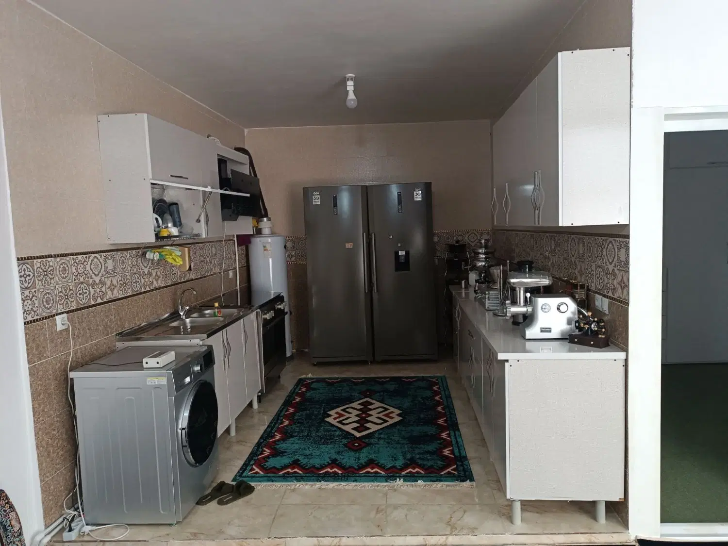 خانه دو طبقه شیک ابتدای شهرک کرناچی