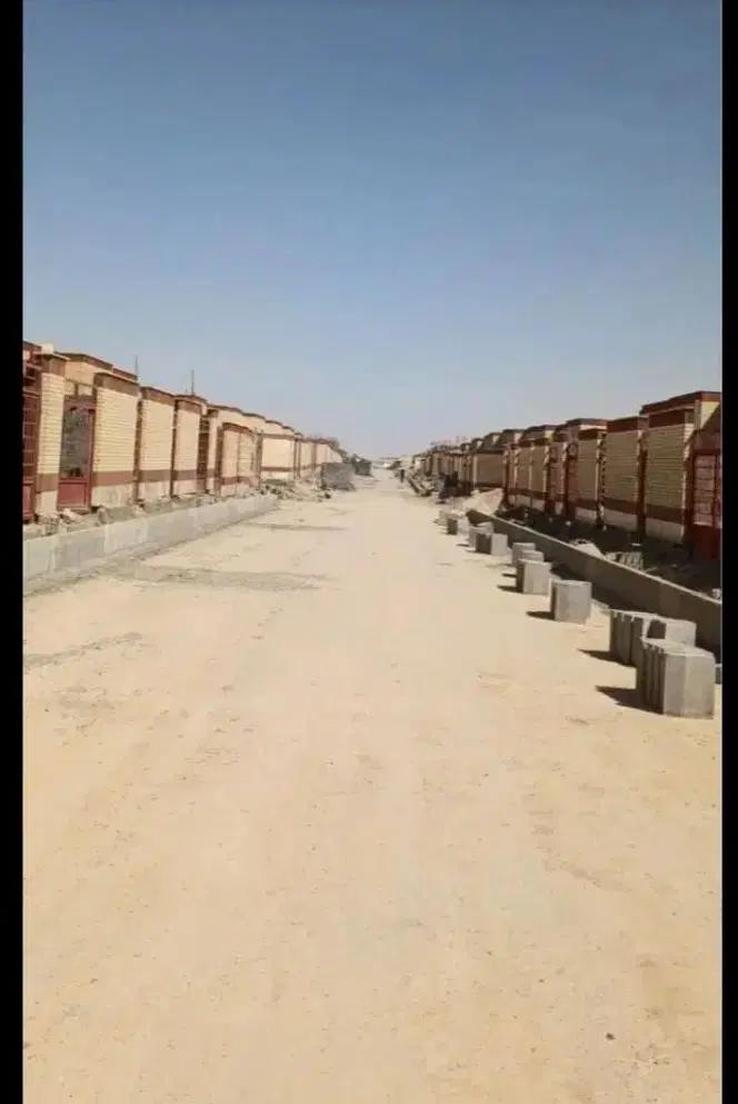 زمین ۲۰۰ متری قنوات
