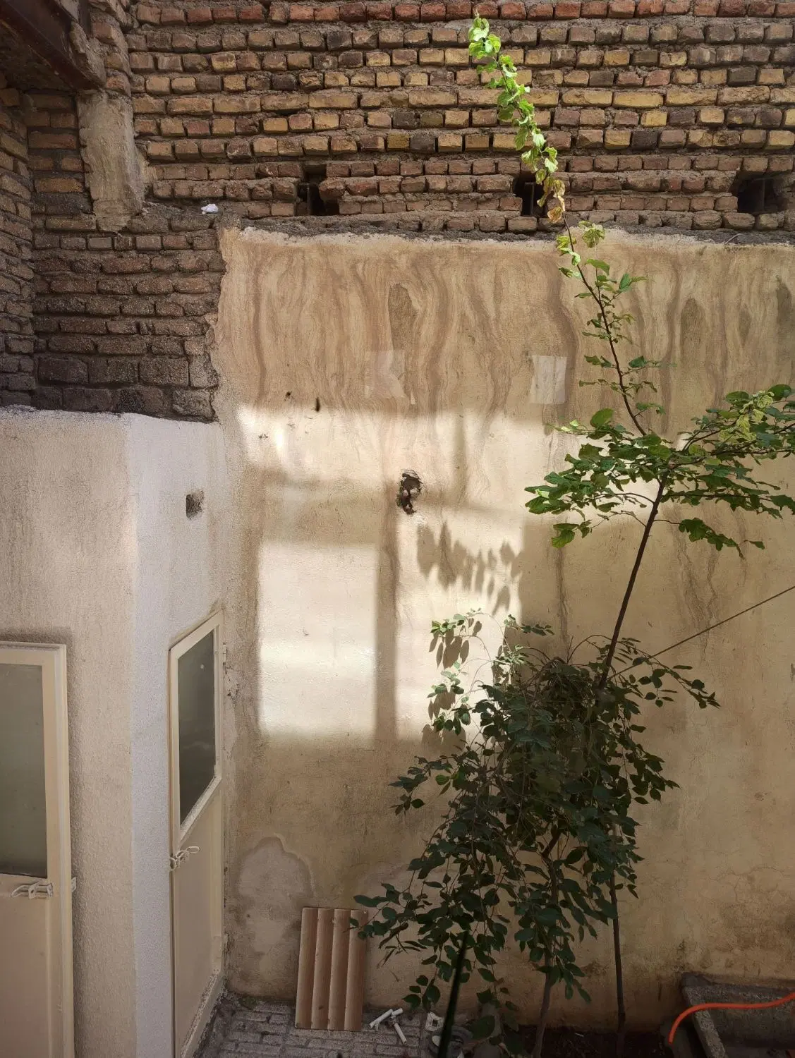 یکباب حیاط 80متر مربع