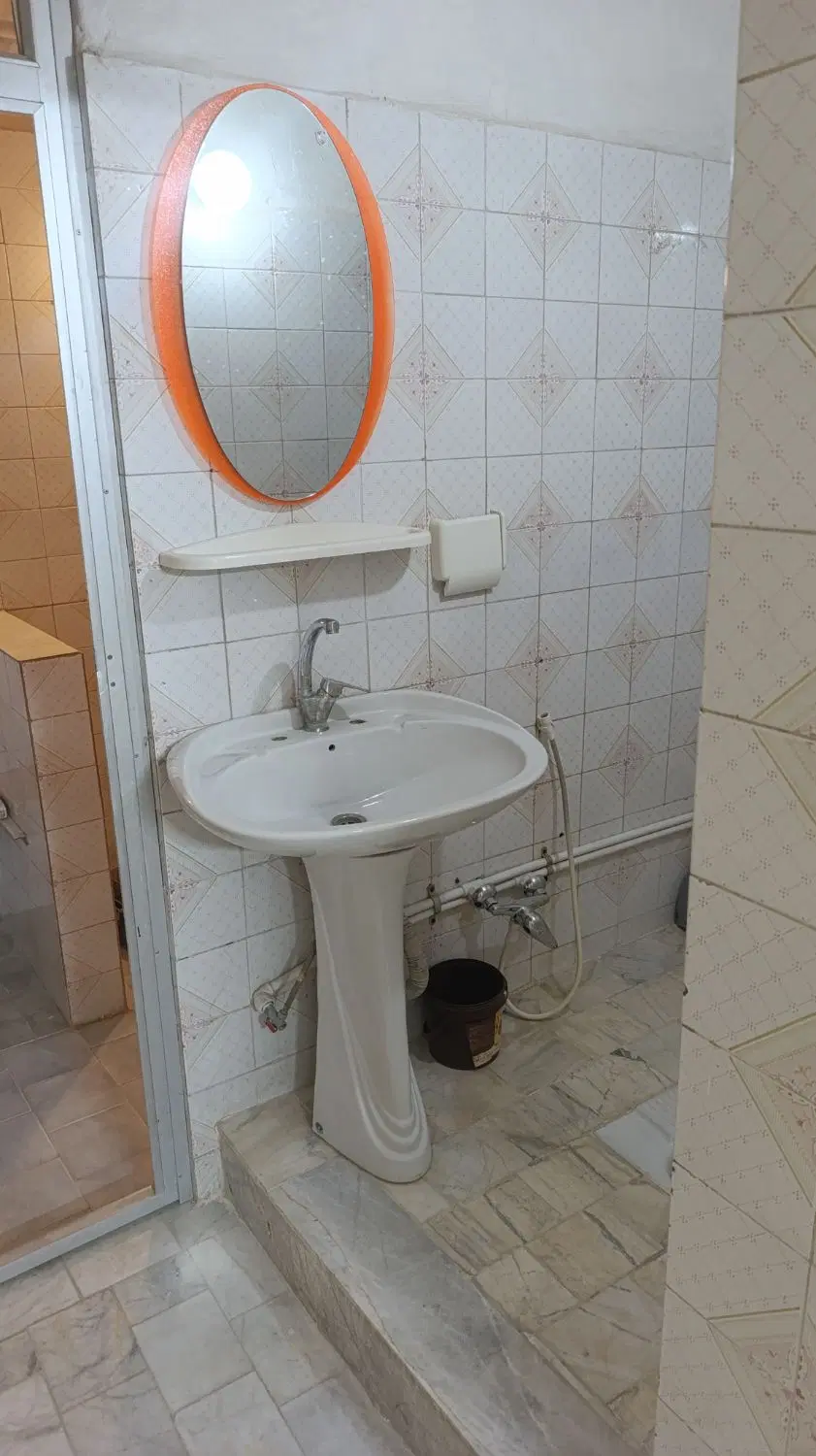 همکف اجاره ای مجردی تک خواب