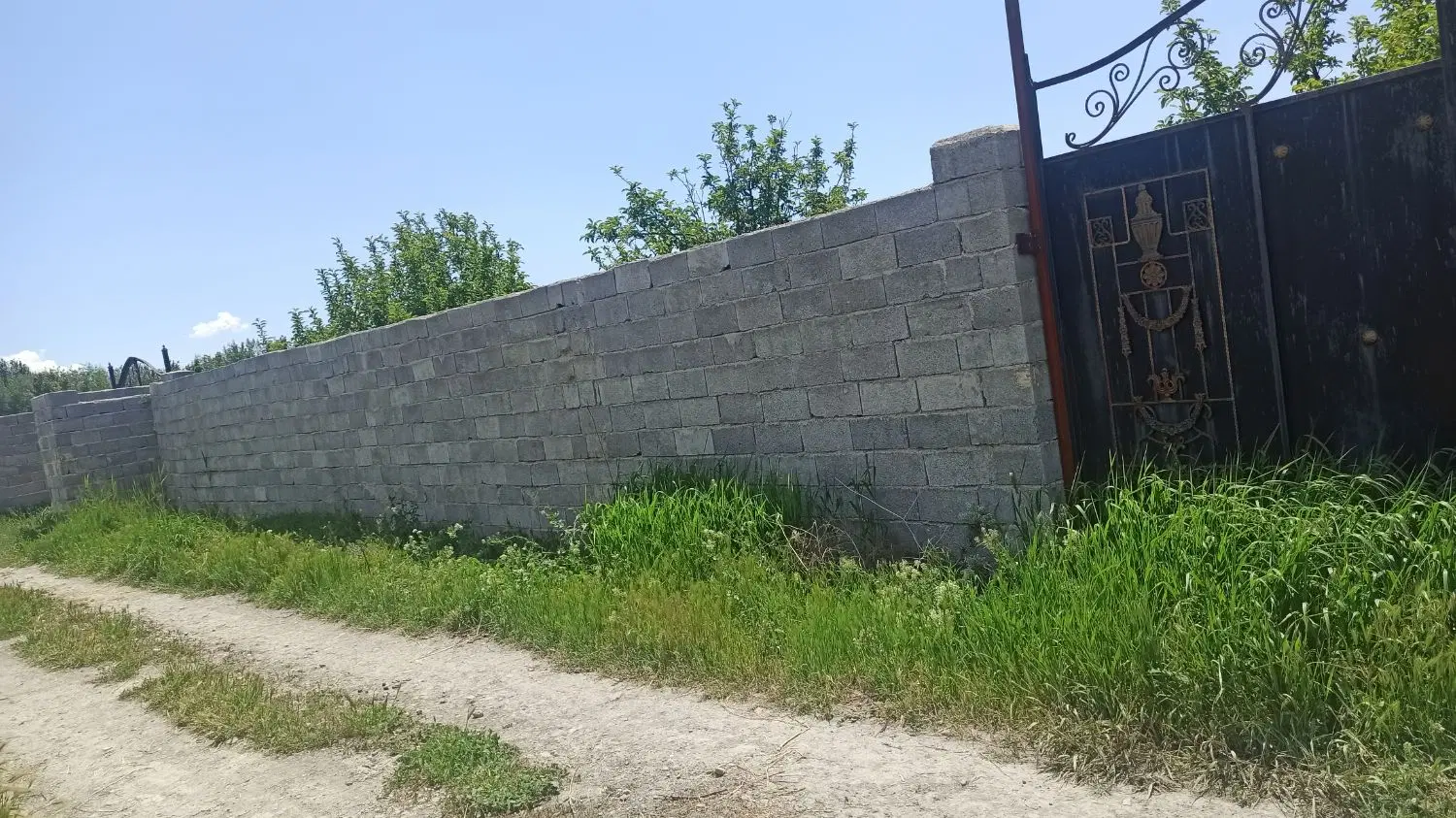 فروش باغچه در گباران