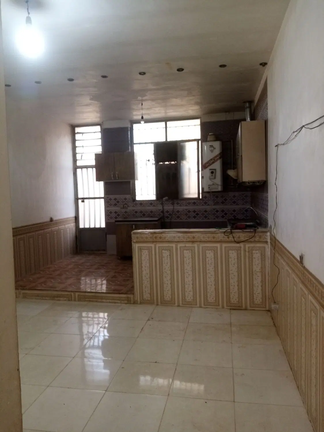 خانه در کوچه نیلوفر