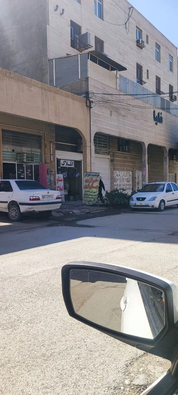 مغازه پردیس ۲۵ متری بازار پردیس