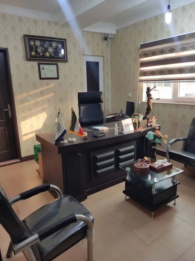 فروش دفتر کار مناسب وکلا و موسسات داوری