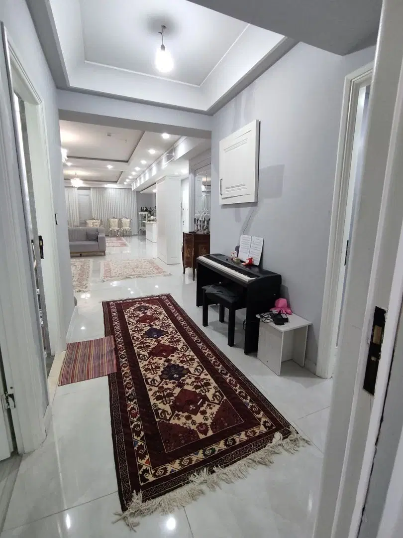 آپارتمان ۲۰۰ متری فول بخارایی