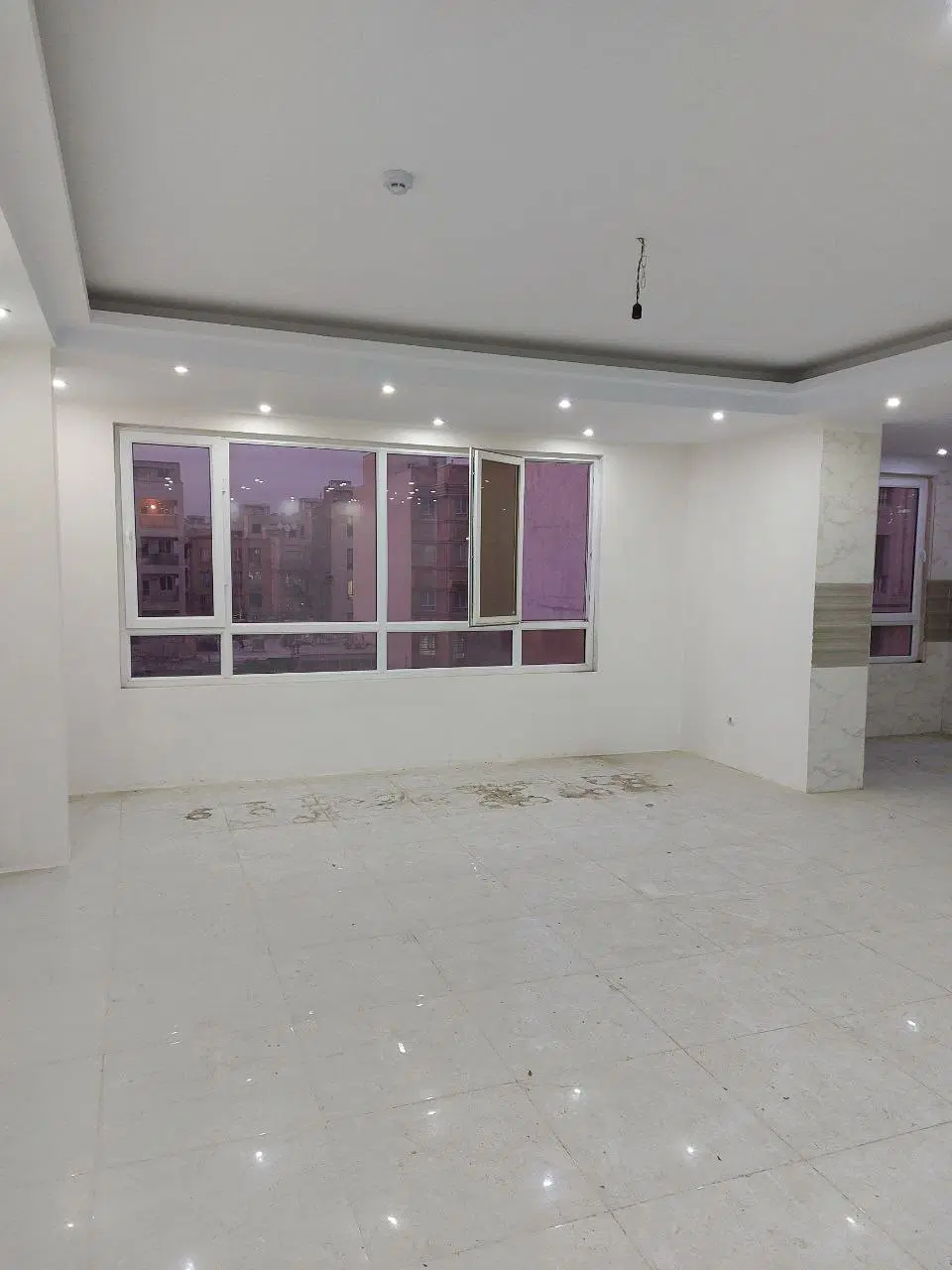 ۸۰متری دو خواب طبقه ۳تمییز