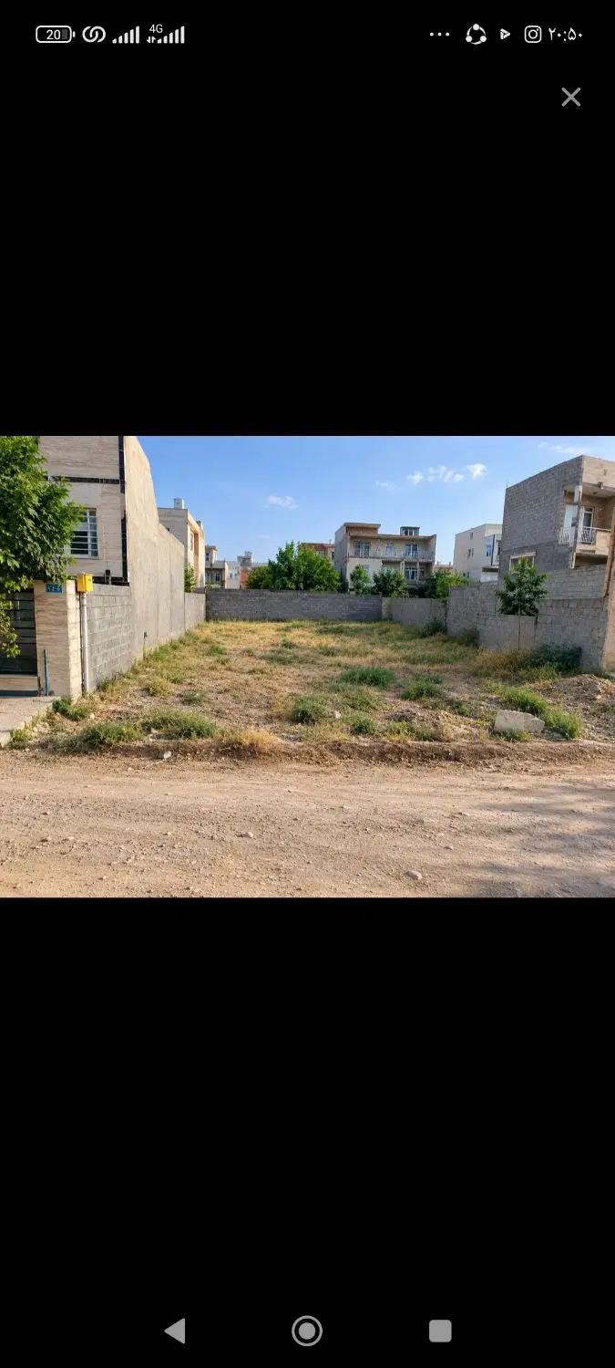 زمین ۹۰ مترمربع به عرض ۵ کار در کوچه ازادگان ۱۱