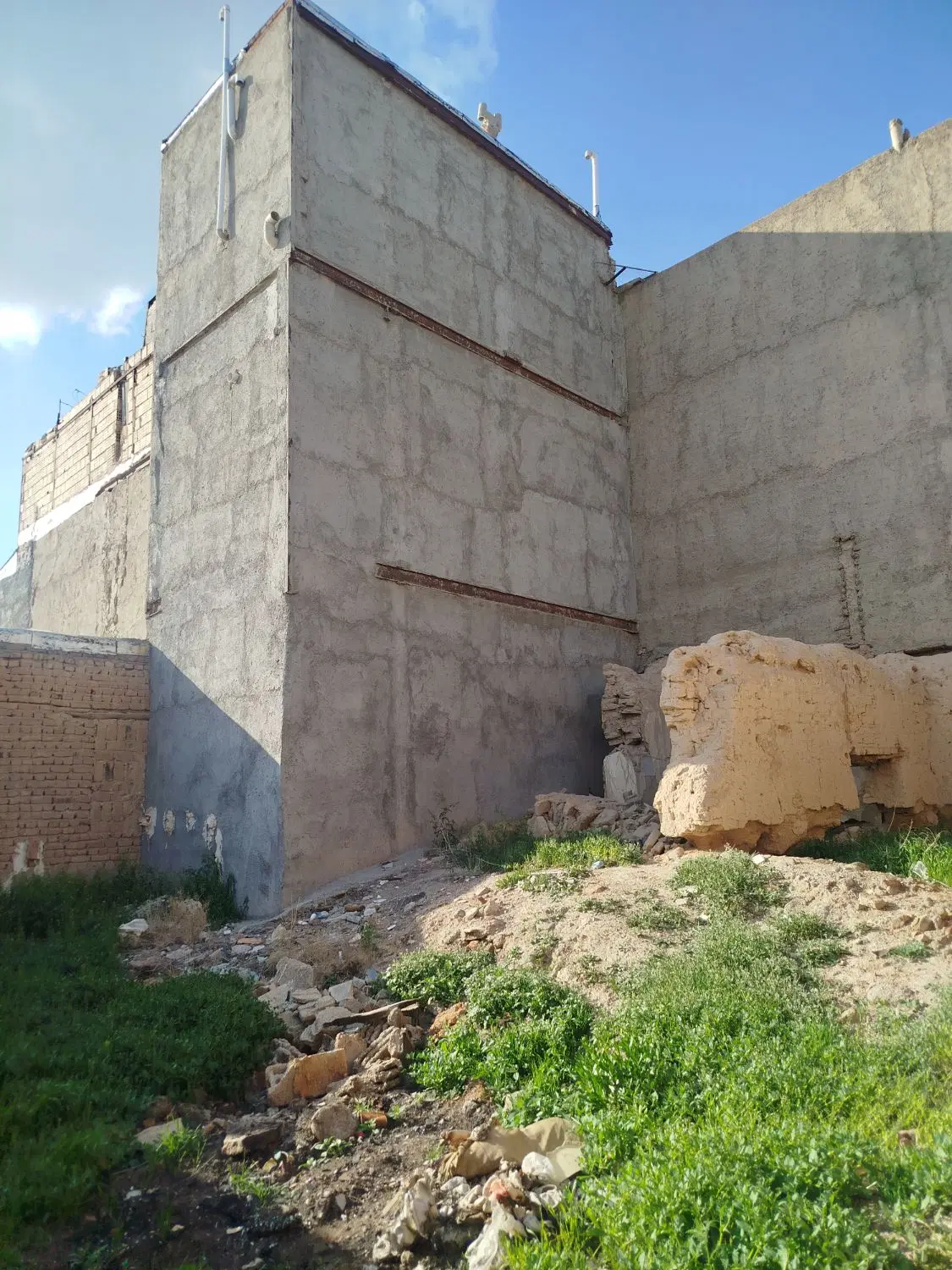 زمین مسکونی در آخماقیه اخمقیه