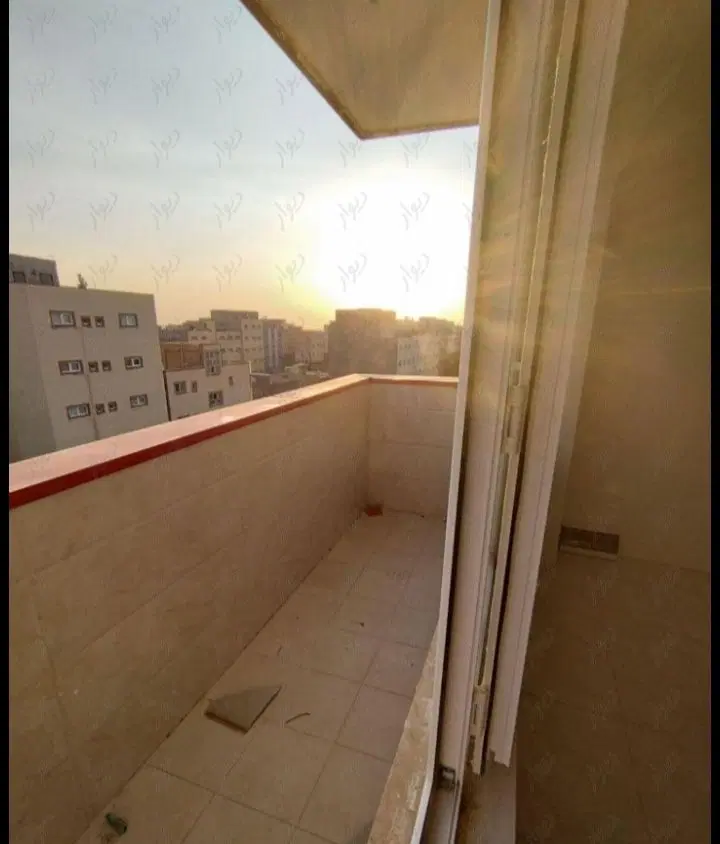 تک واحد جنوبی۱۲۷متر تکمیل
