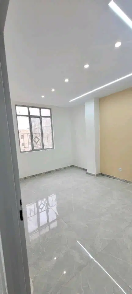 ۵۴متری_نورگیر کامل_به قیمت رسیده_پارکینگ‌سندی