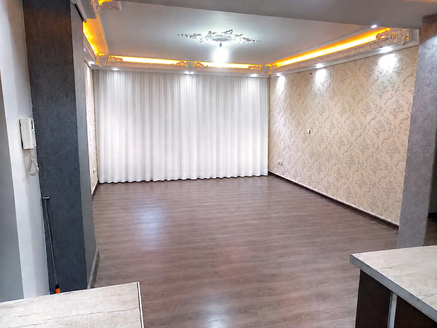 آپارتمان بازسازی شده در قلب باغمیشه