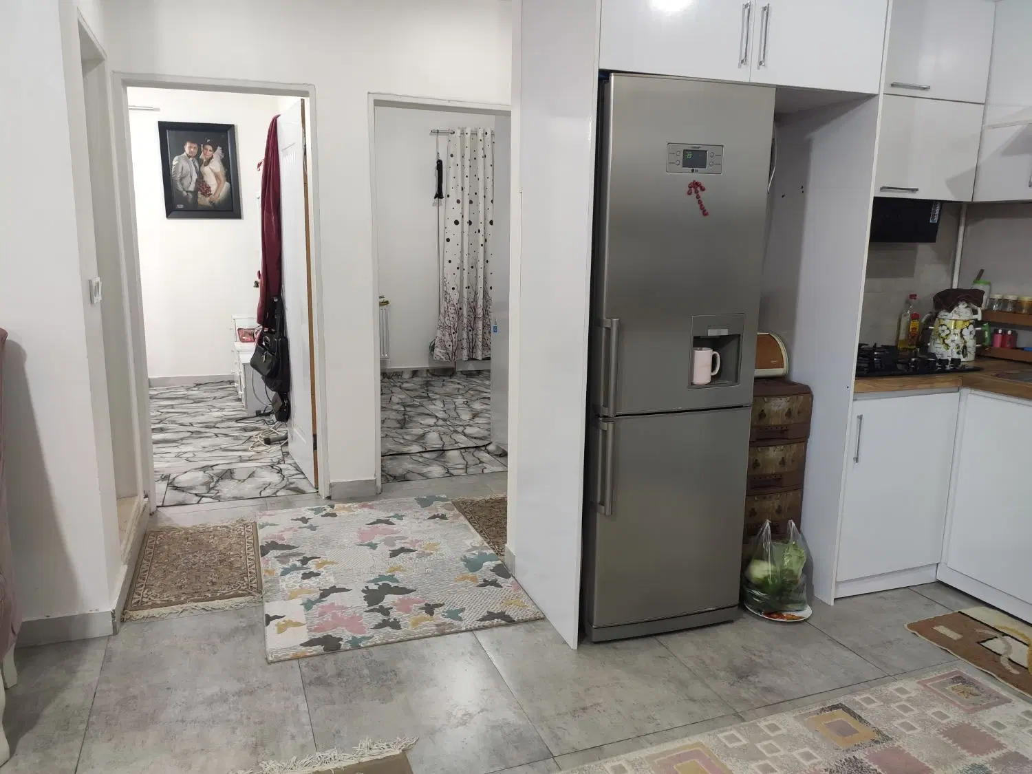 فروش واحد سنددار ۱۰۰ متر آسانسور و پارکینگ اختصاصی