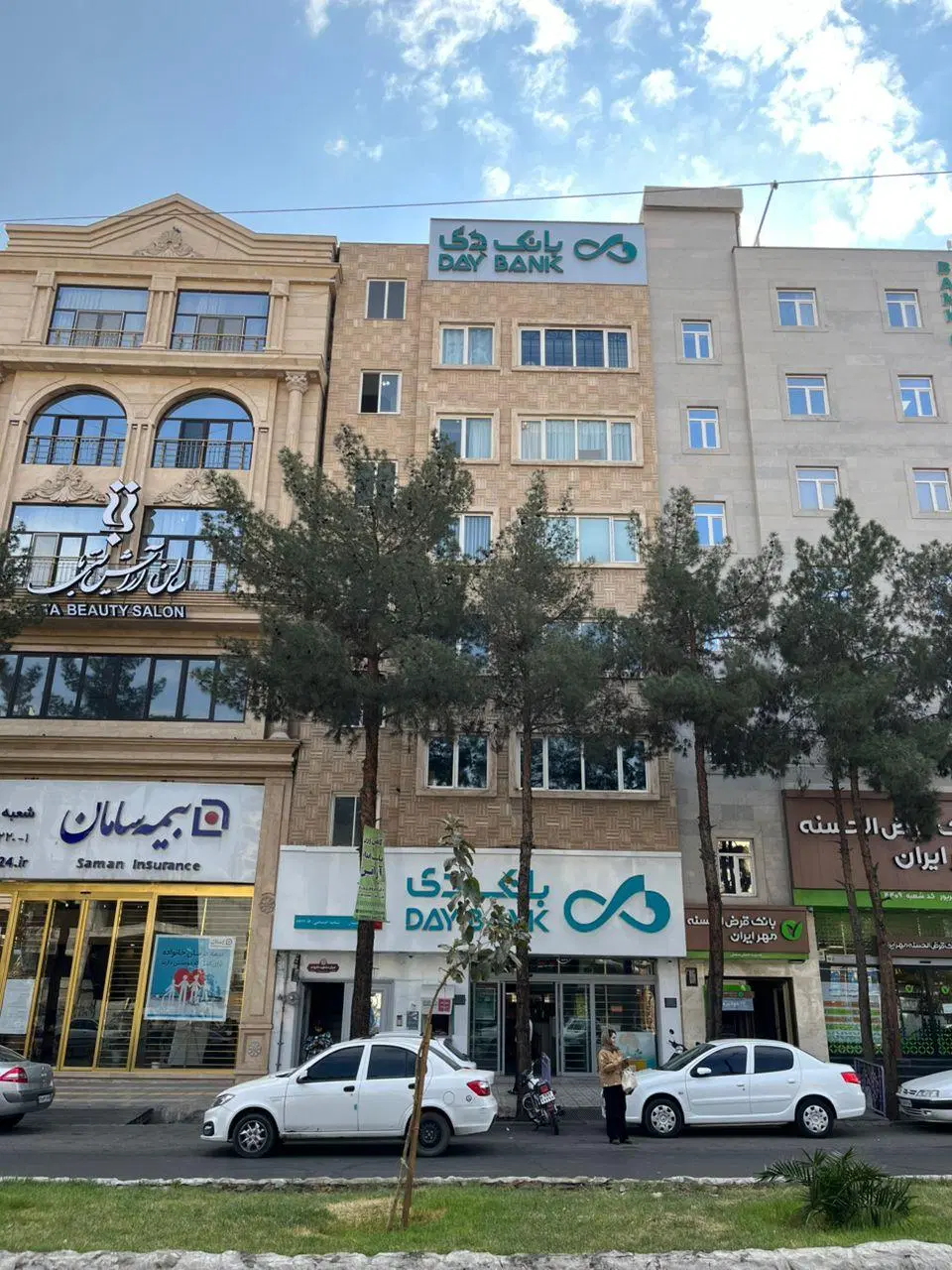 فروش واحد خدماتی  بر بلوار ۱۷ شهریور