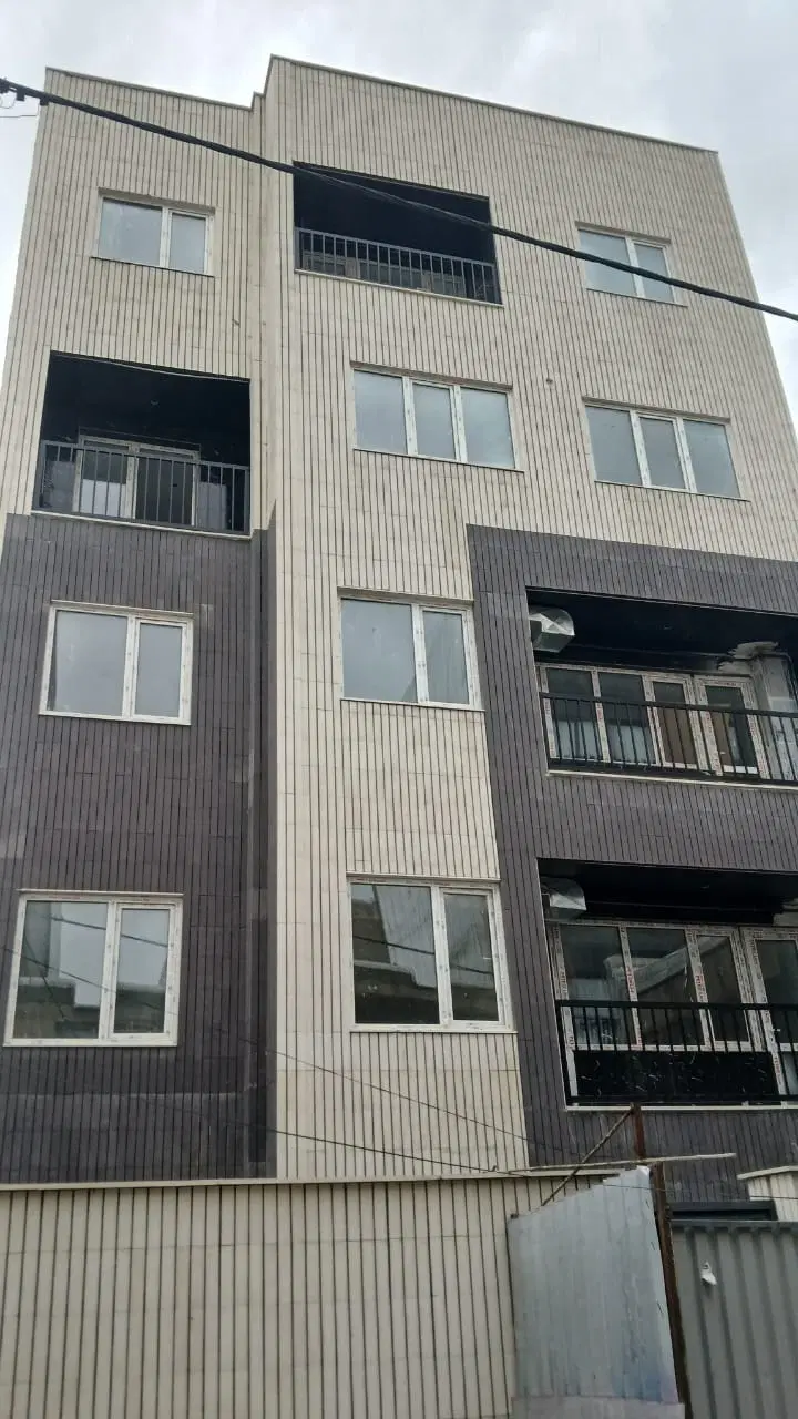 واحد مسکونی دوبلکس واقع در خیابان معراج
