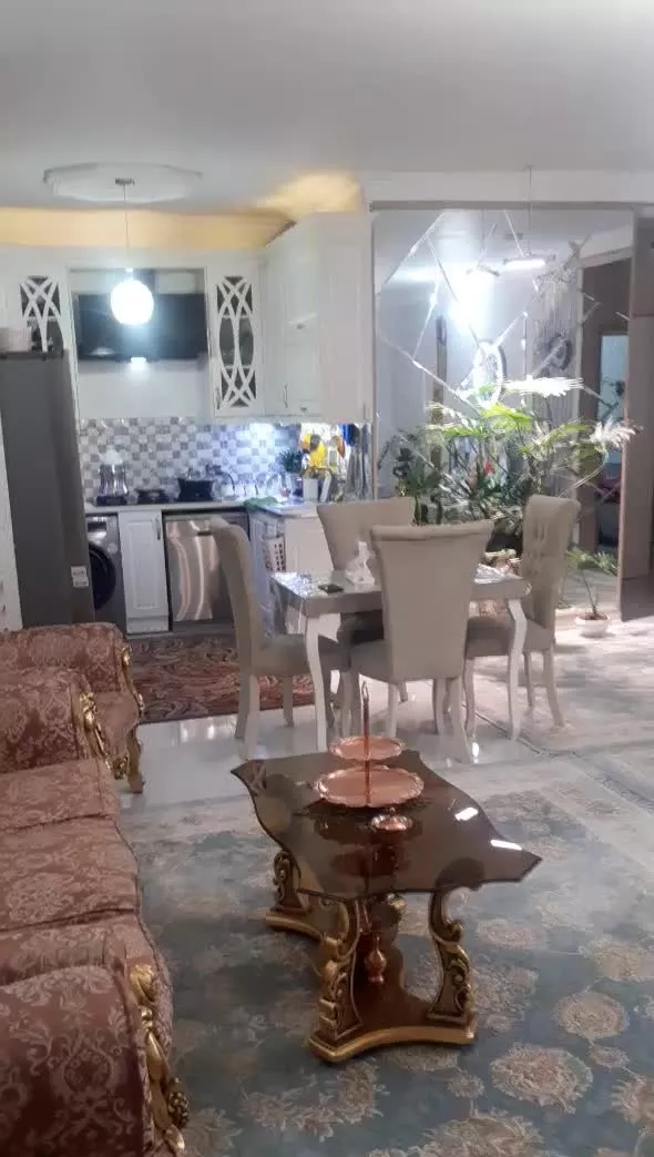 آپارتمان حاشیه صیاد شیرازی بین ۲۳ و ۲۵