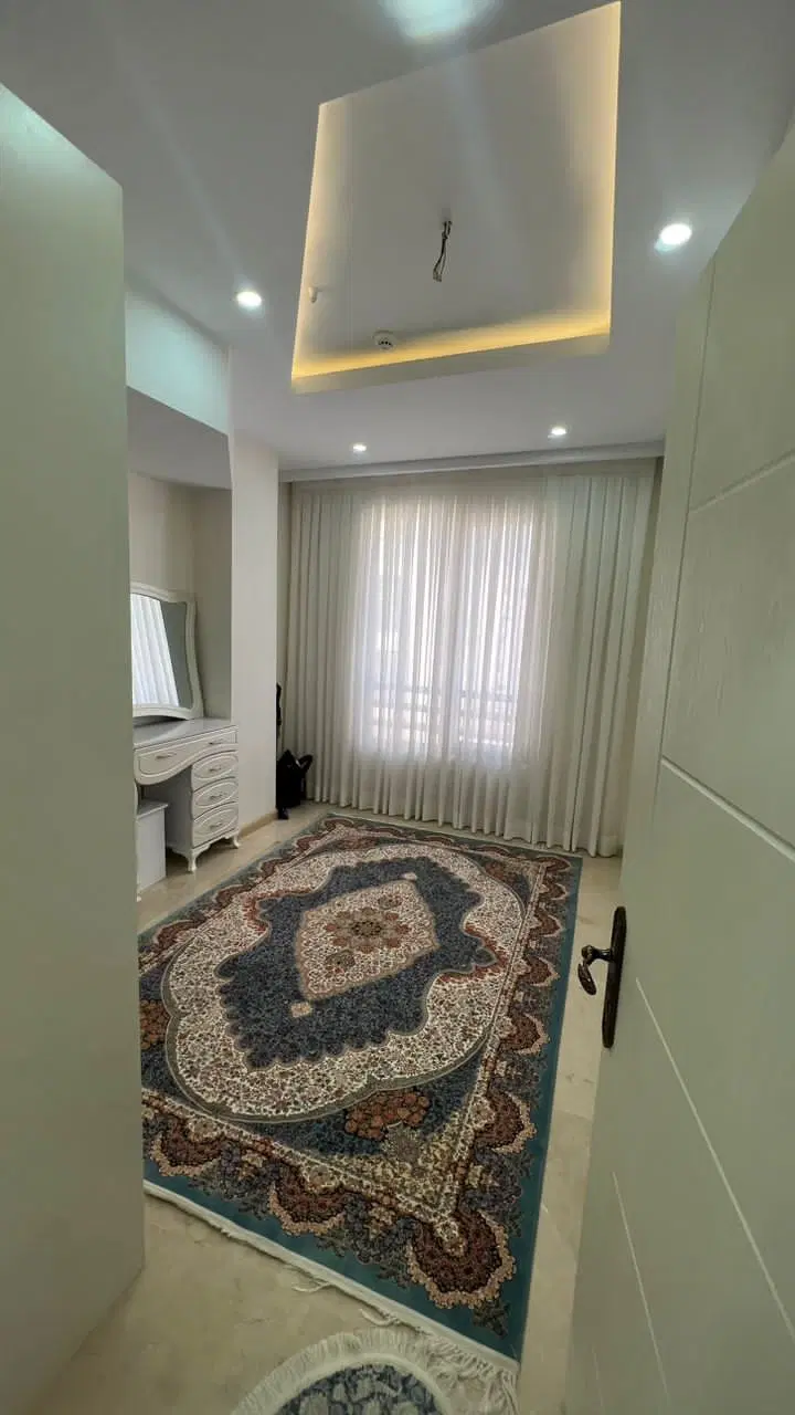 ۶۹ متر ۲خ طبقه چهارم  با پارکینگ  قابل تمدید