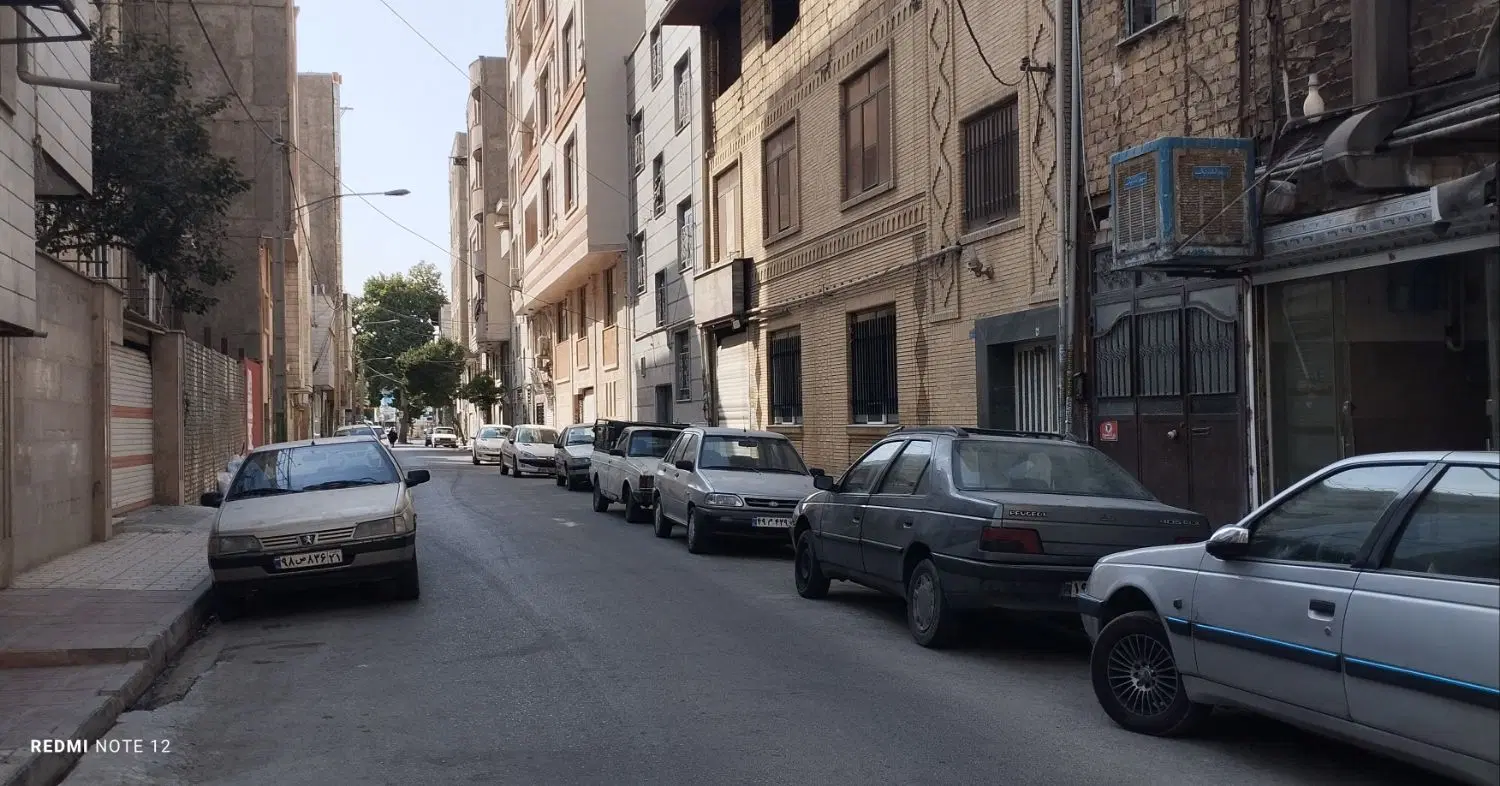 رهن کامل یک واحد زیرزمین ۲۷۰ متری