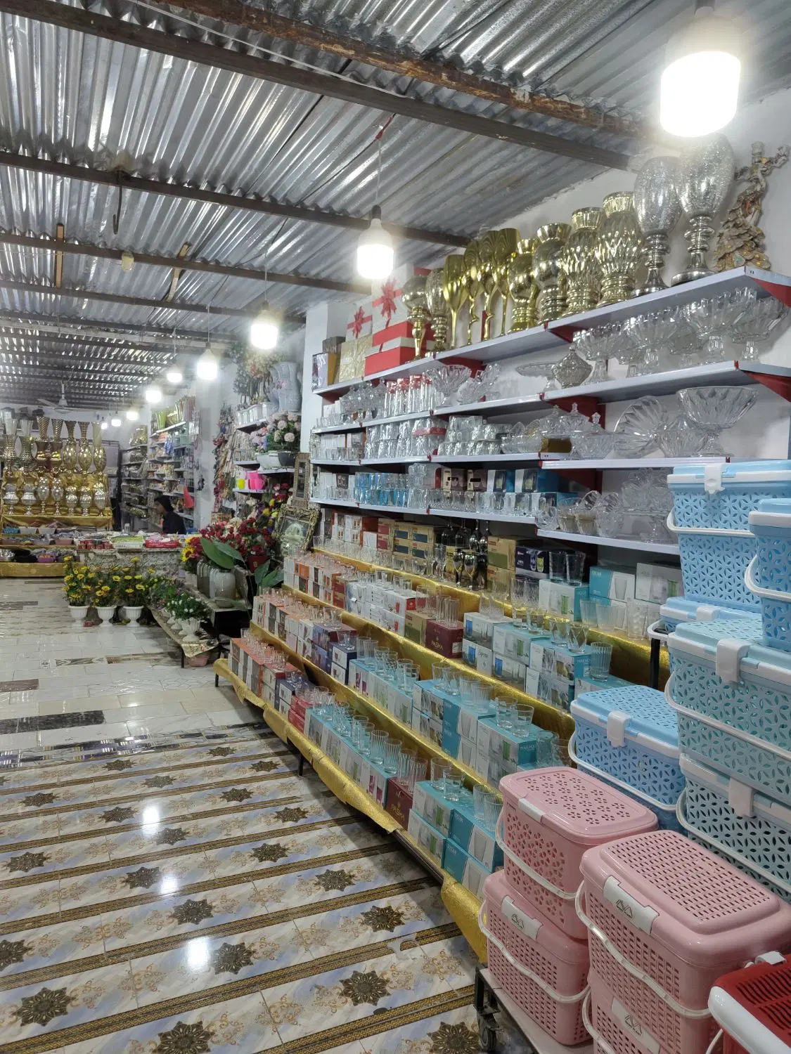 واگزاری مغازه بلور و پلاستیک فروشی