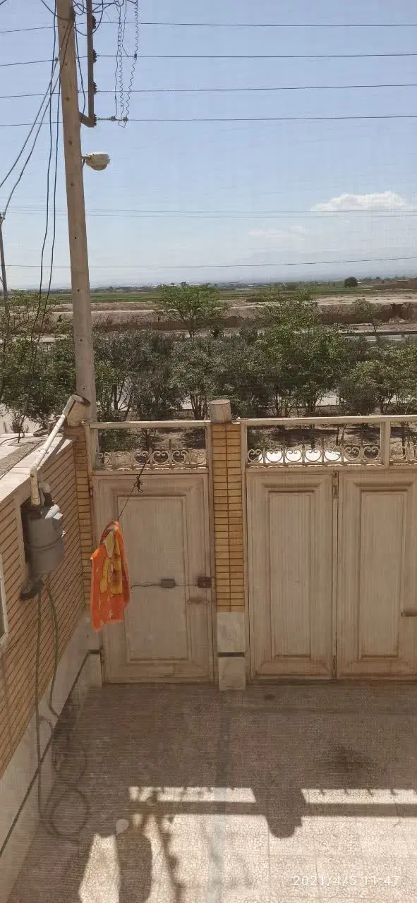 منزل مسکونی ۳ طبقه