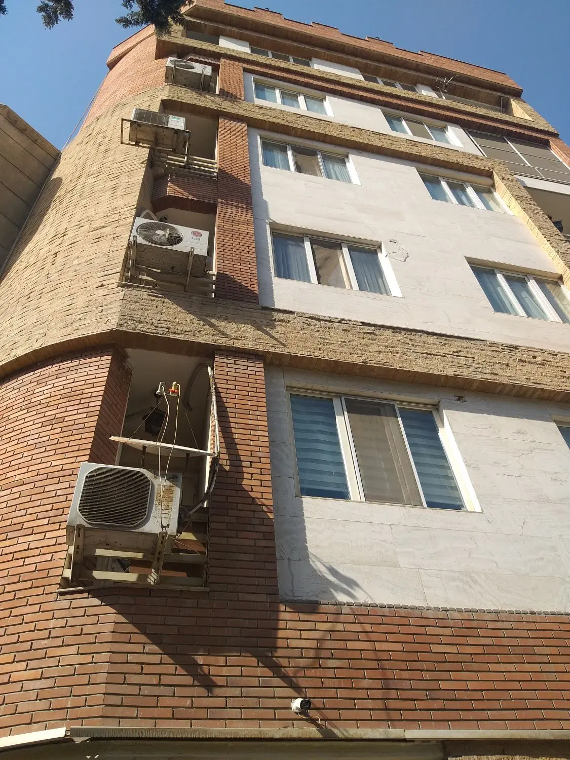 شریعتی روبروی ملک  کشواد ۶۳ متر ( فوول )