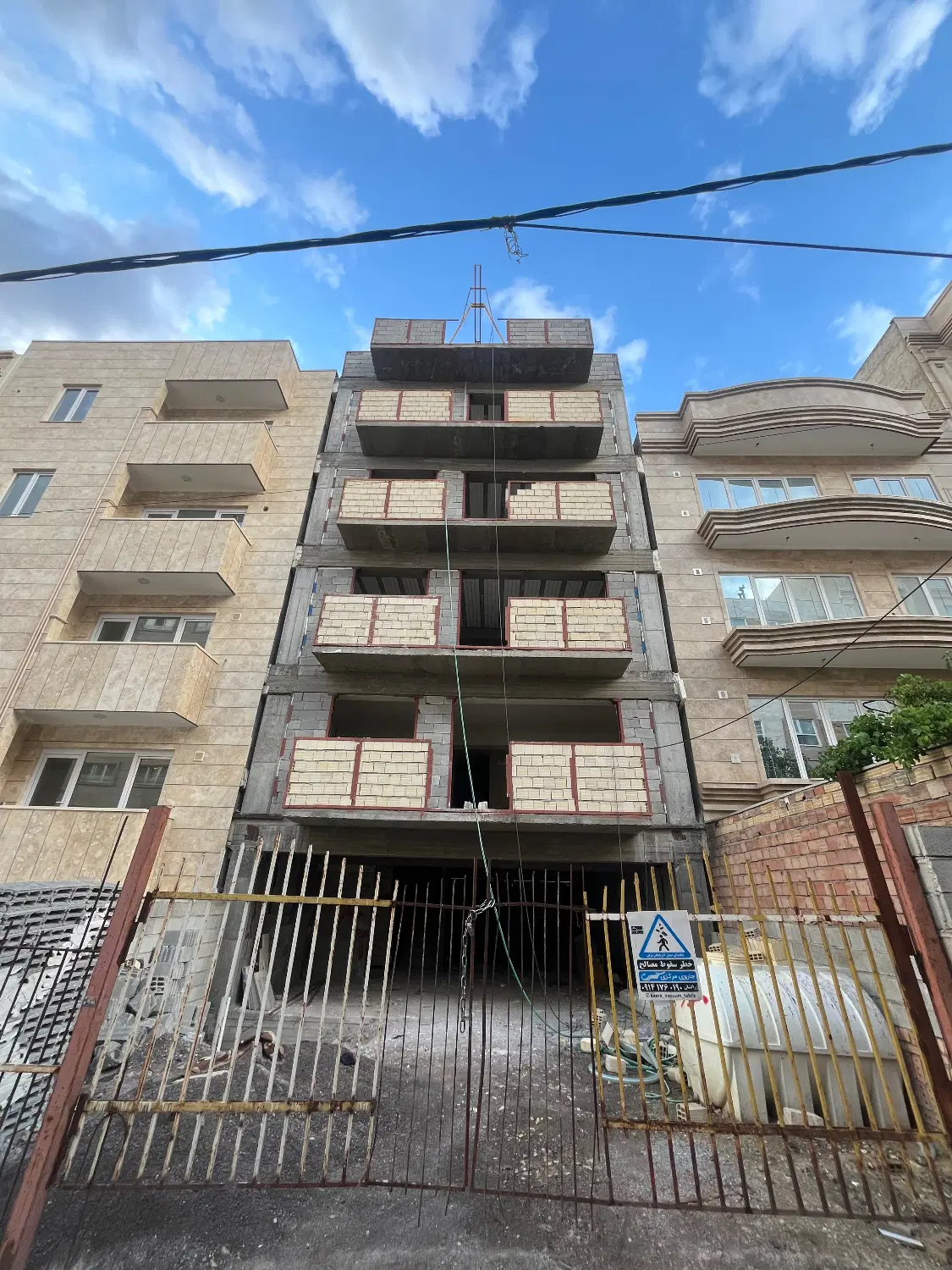 اپارتمان ۱۱۵ متری در نصر