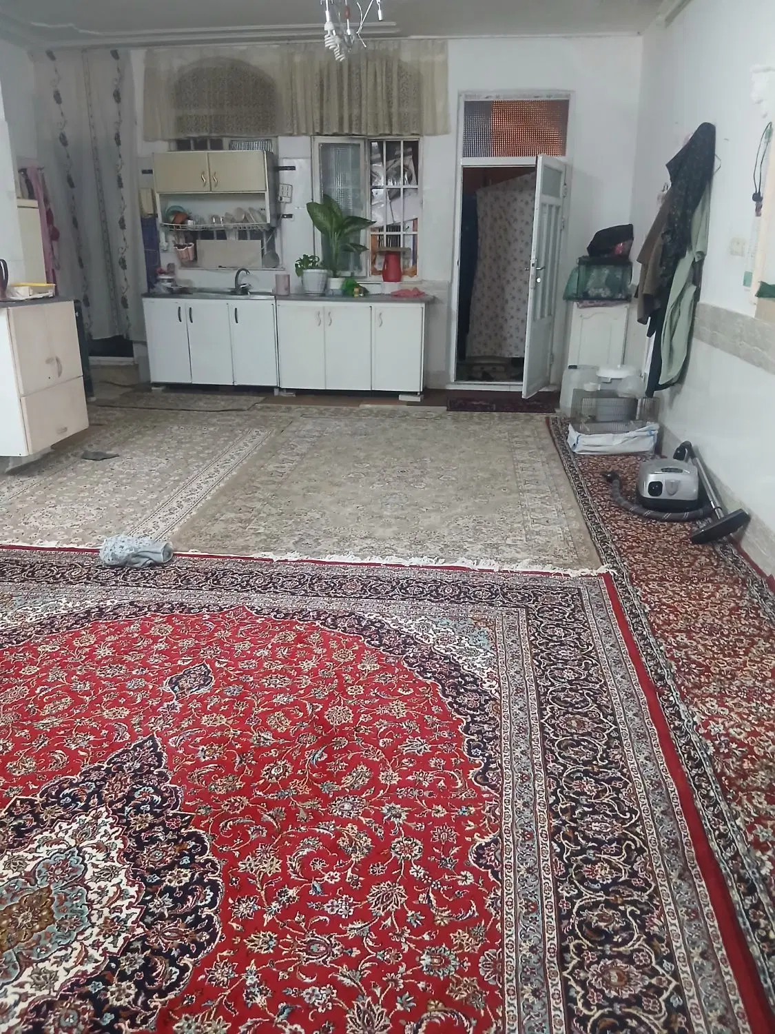 اجاره خونه ویلایی همکف حیاط دار شمالی