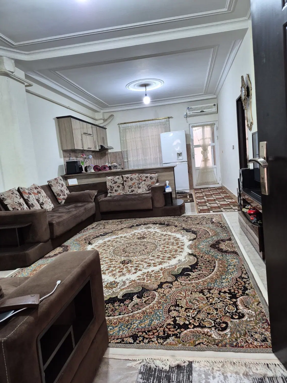 اجاره سوئیت ۷۴ متری همکف