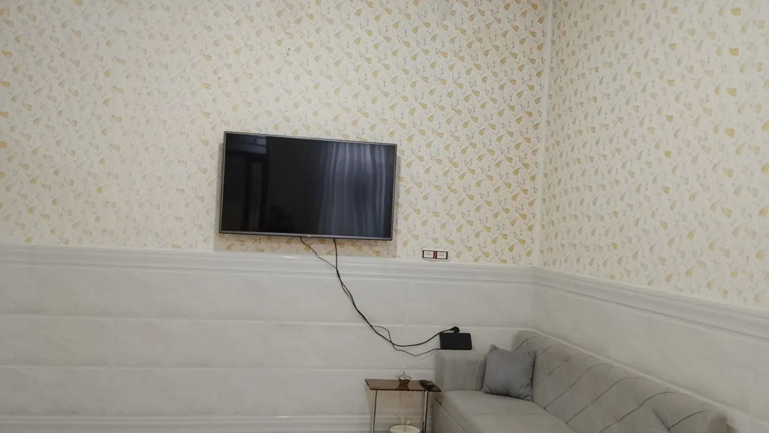 یک خانه ویلایی درشهرک نوکان