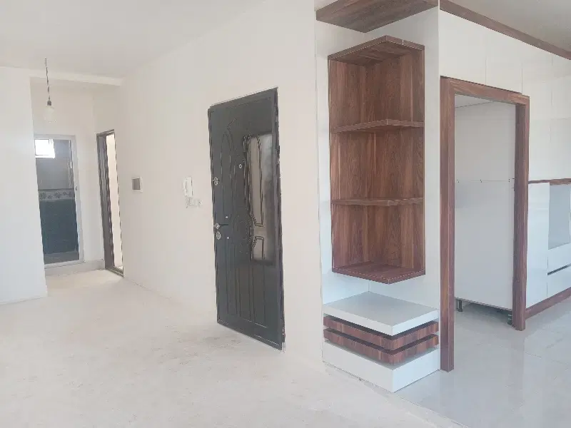 فروش واحد کارشناسان بر میدان کاج