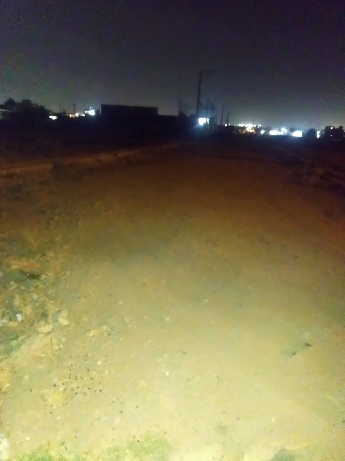 زمین 160 متری کمانگیری