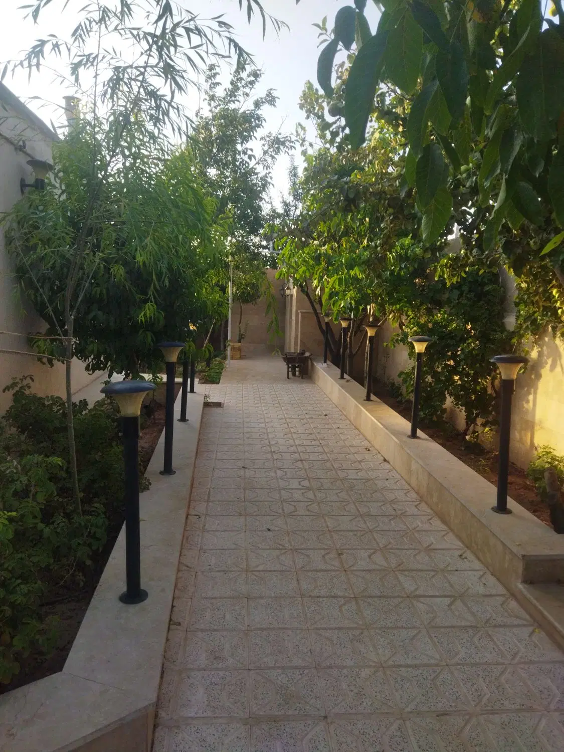 باغ فروشی
