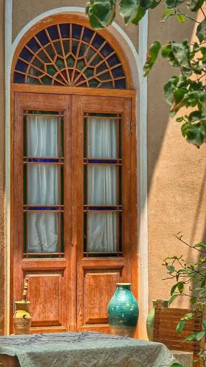 ساختمان کلنگی