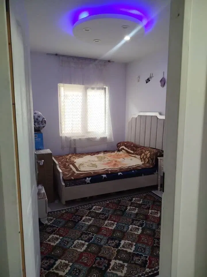 اپارتمان دو خوابه بلوار بعثت پرند