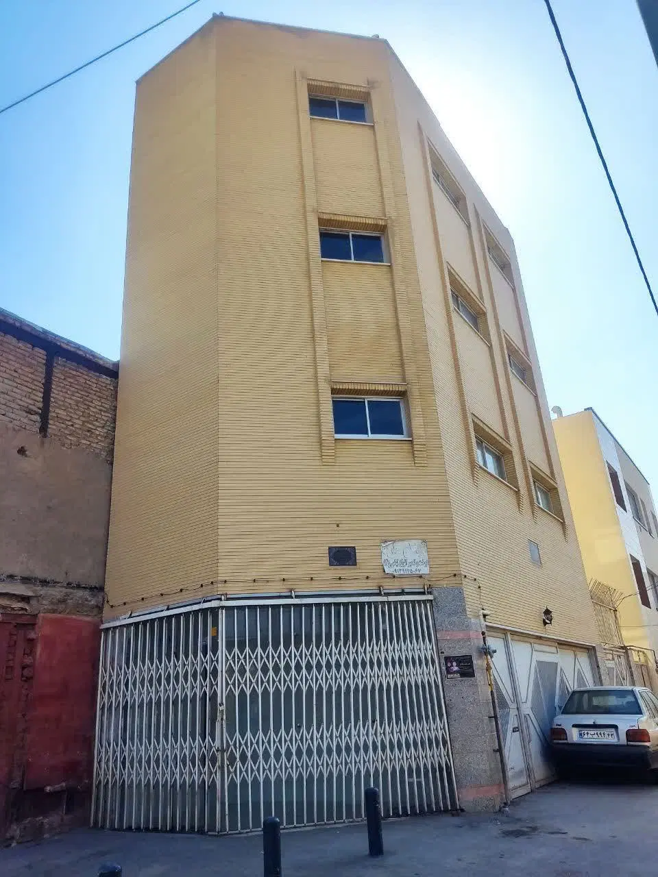 آپارتمان ۶۰متری سنددار