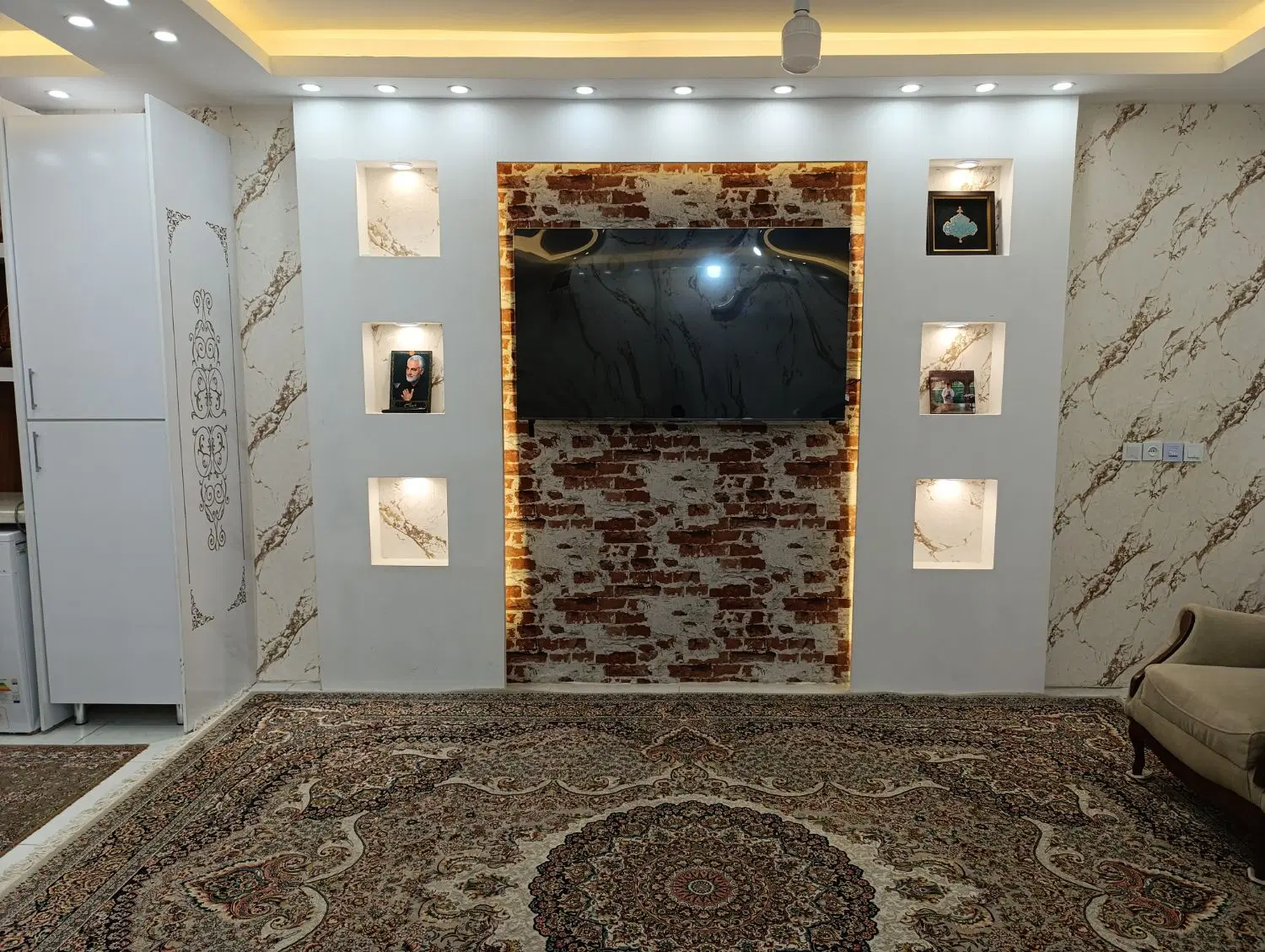 دو طبقه مستقل هر واحد ۷۰ متر تک‌خواب در حر ۱۵