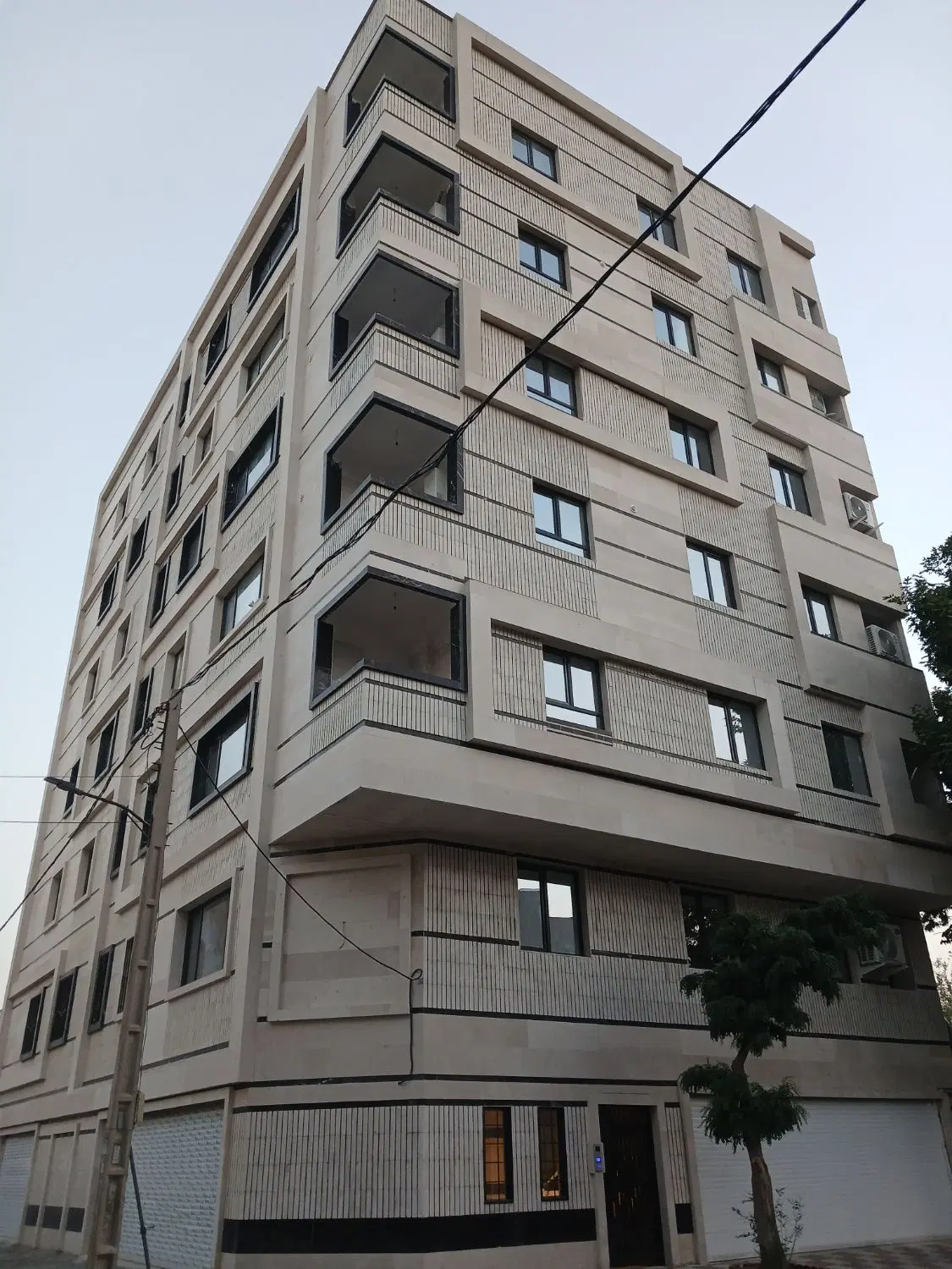 آپارتمان کلید نخورده