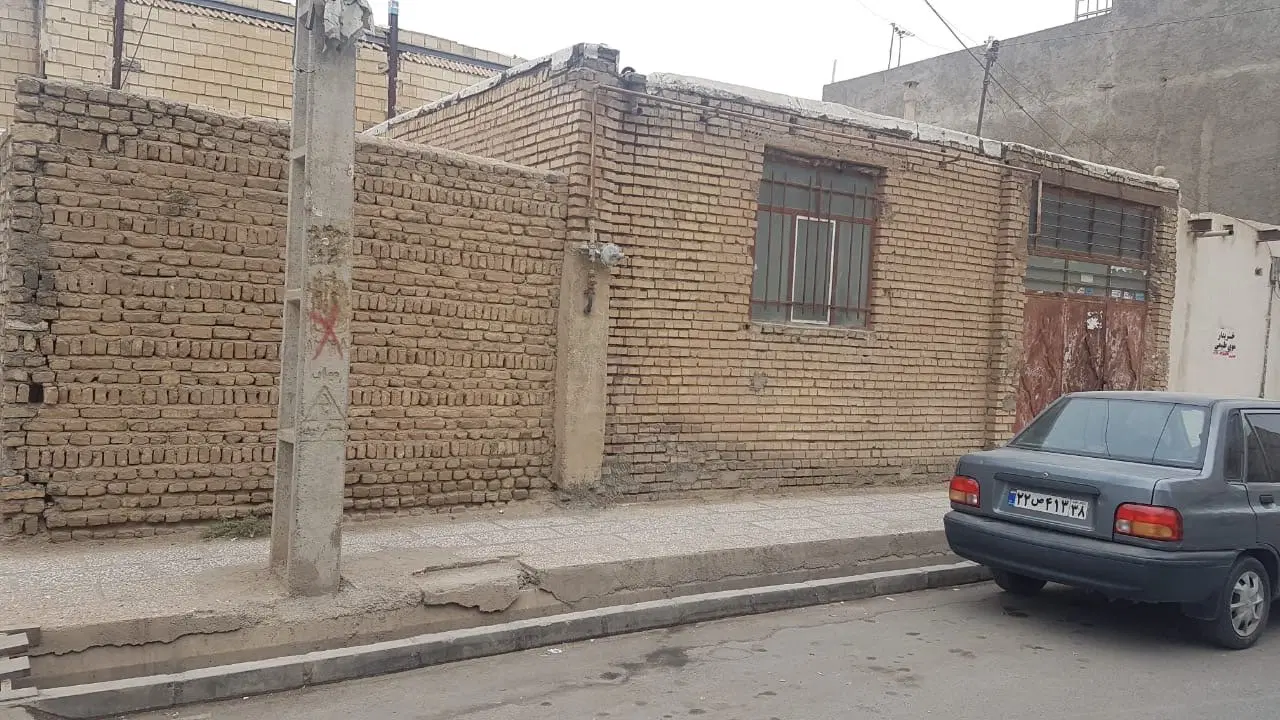 زمین کلنگی تجاری با جواز ساخت قرچک روستای ولی آباد