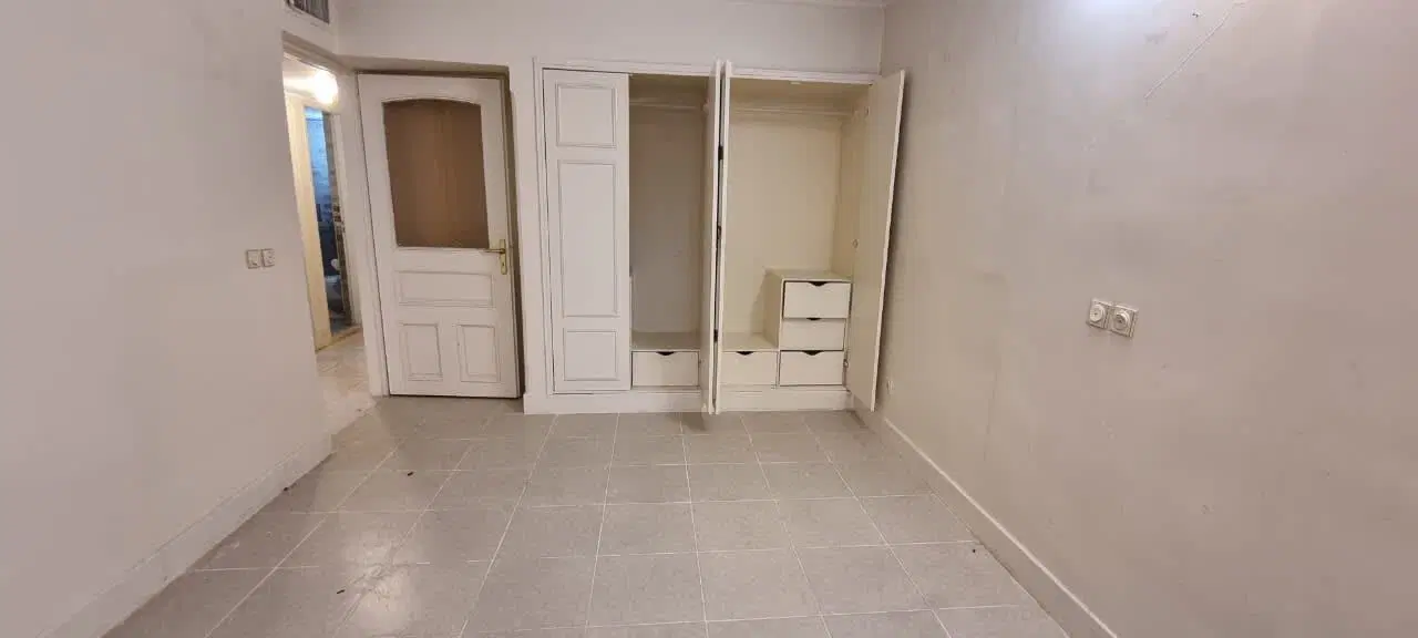 آپارتمان دو خوابه