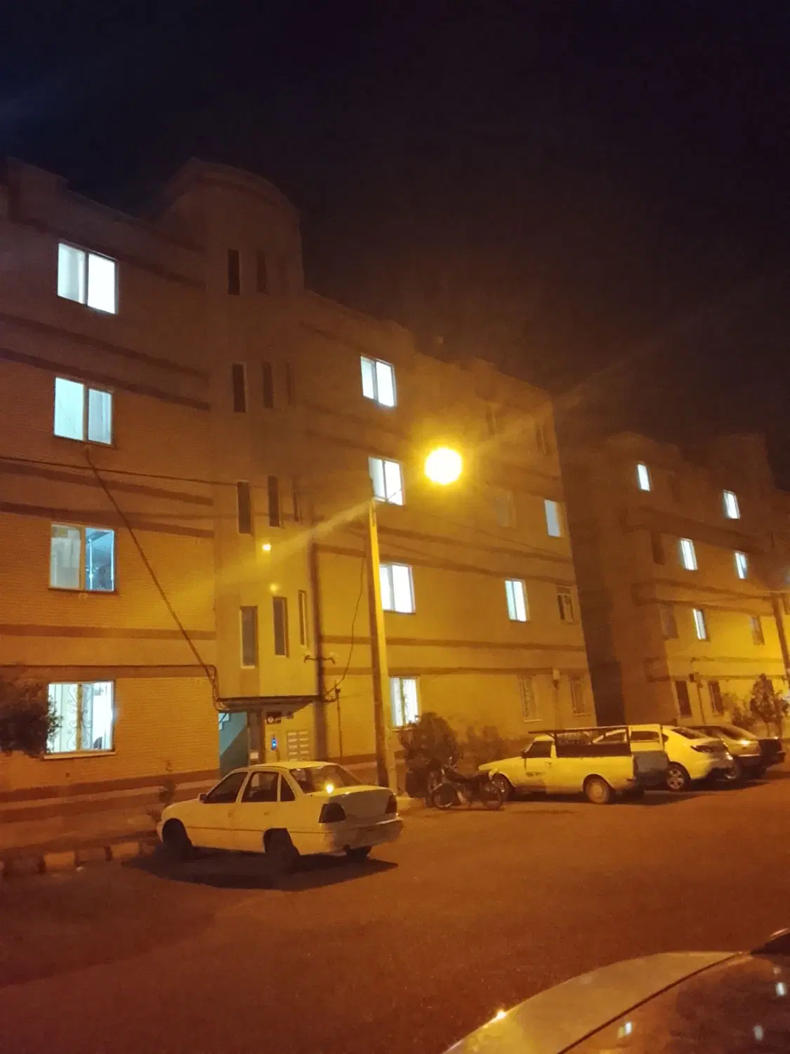 نگین صنعتی ساز