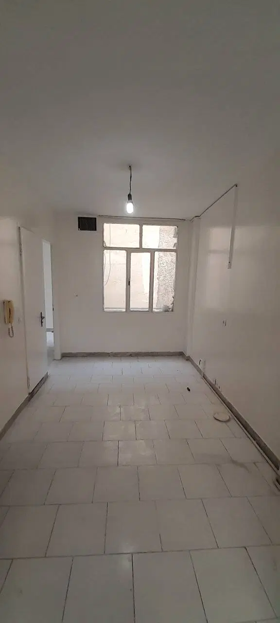 (املاک عدالت) ۳۵متر طبقه اول تخلیه