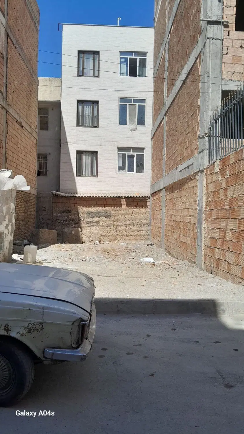 یک قطعه زمین ۱۱۲متر علی آباد قاجار