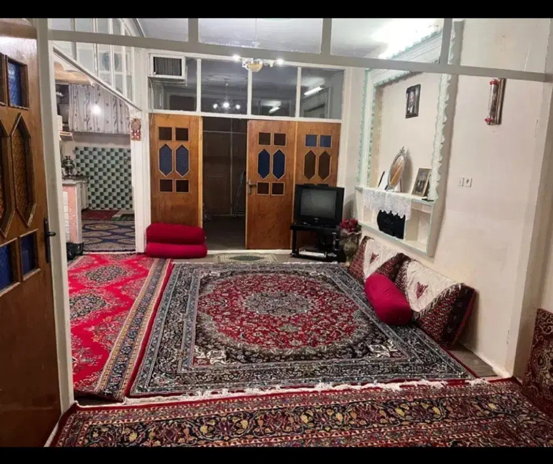 ویلایی دو طبقه ۱۳۲ متری در صالحیه