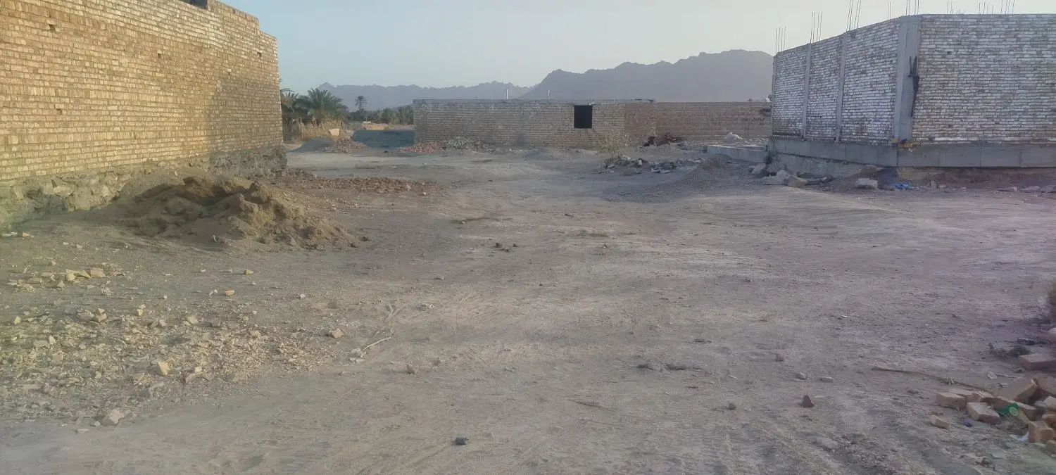 زمین فروشی