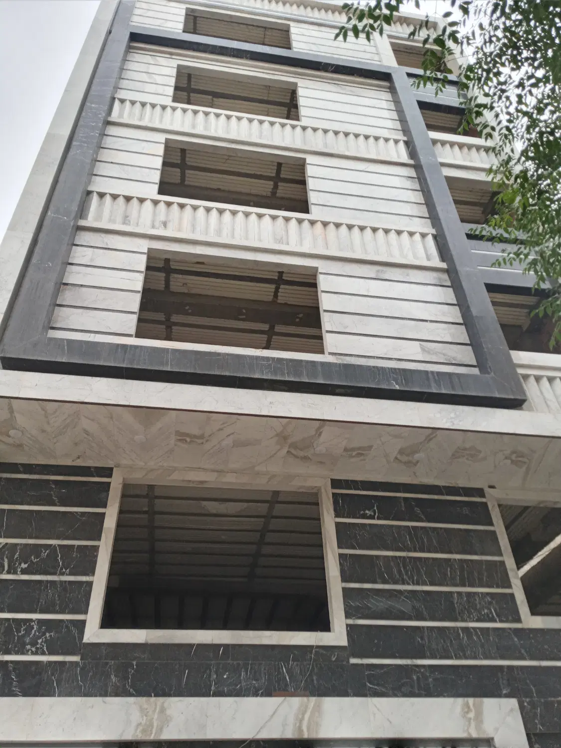 فروش آپارتمان۱۶۵متری ادارات