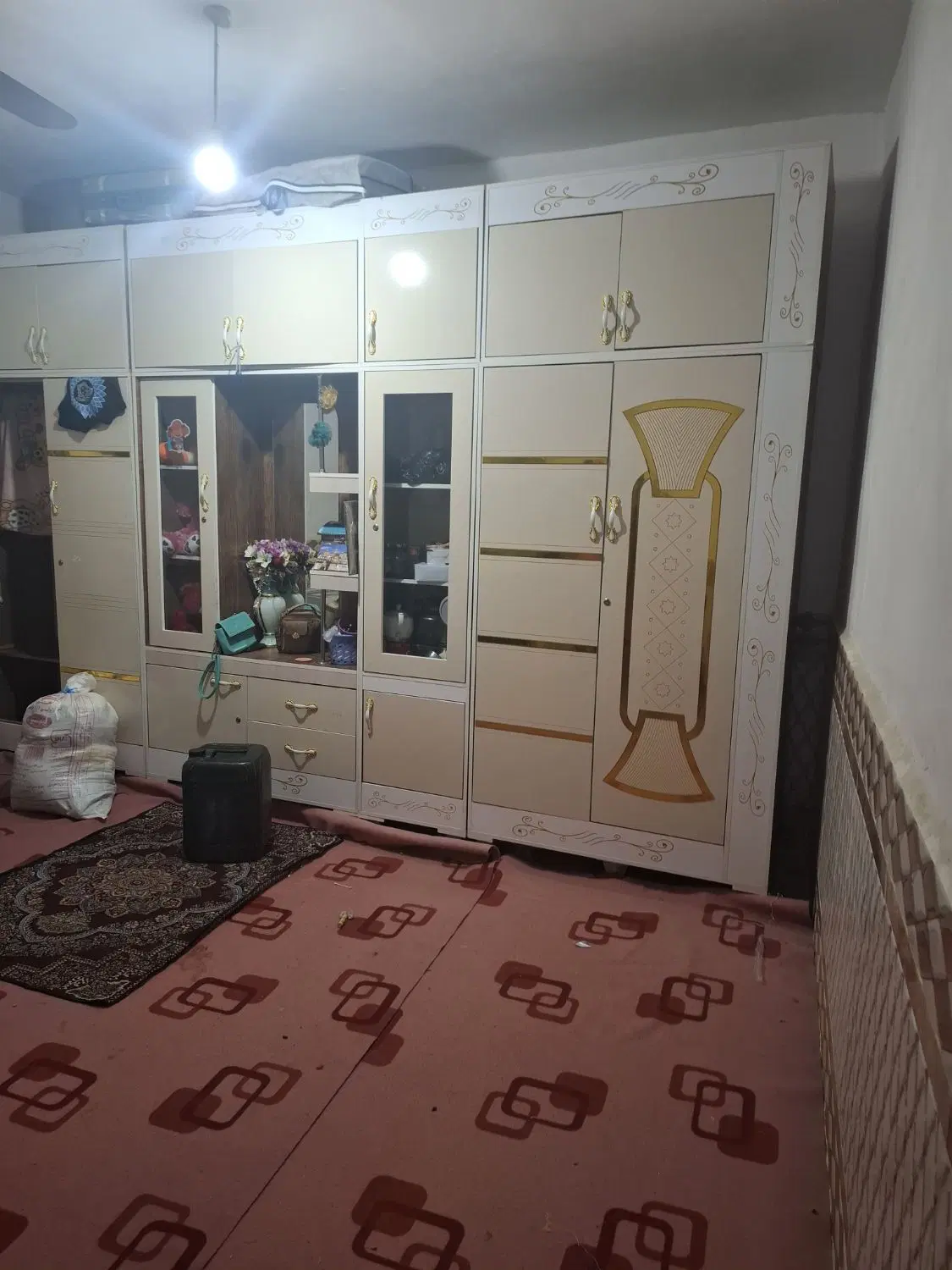 منزل دوطبقه